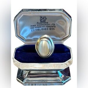 Stunning southwestern sterling silver 925 MOP pearl chunky ring vintage